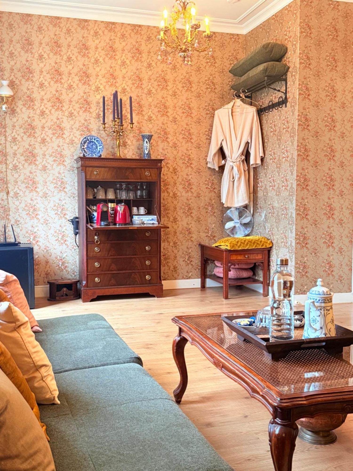 Luxurious Classical Dutch Styled Room In City Centre Of The Hague - Home Stay Ngoại thất bức ảnh
